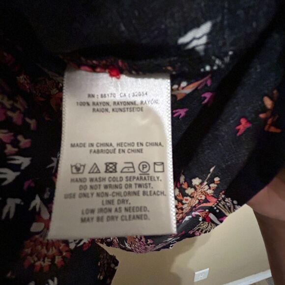 Conversations Anthropologie Top 28 of 52 Women Size 8 Bird Print Blouse Boho Art - Picture 7 of 7